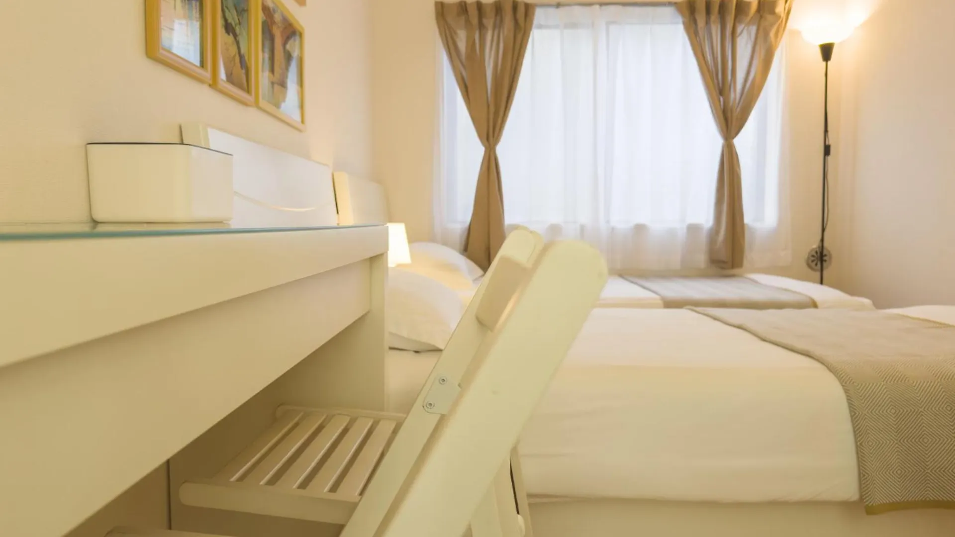 Family Or Business Travel 20 Percent Off 3 Minutes To Shinjuku Max 3 People Apartment Tokyo