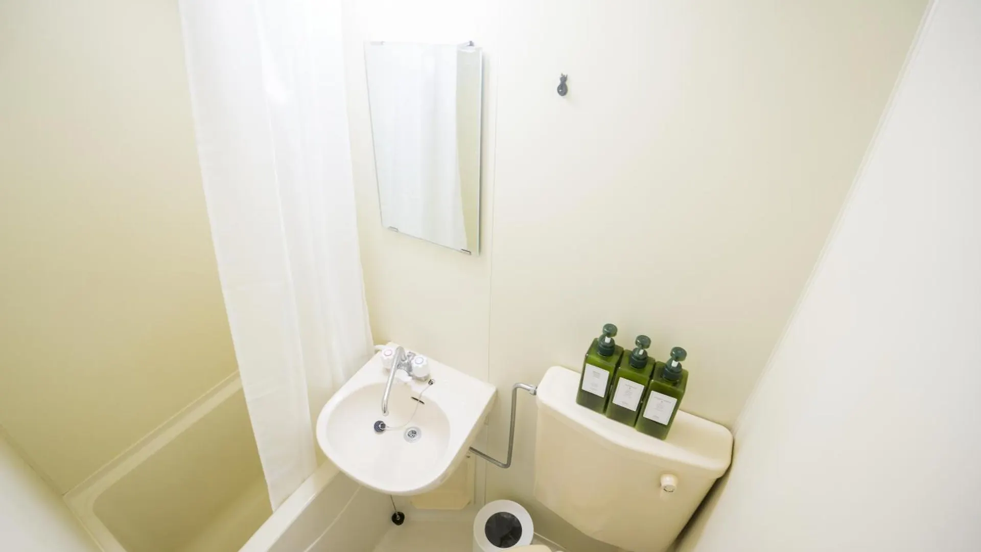Family Or Business Travel 20 Percent Off 3 Minutes To Shinjuku Max 3 People Apartment Tokyo Japan
