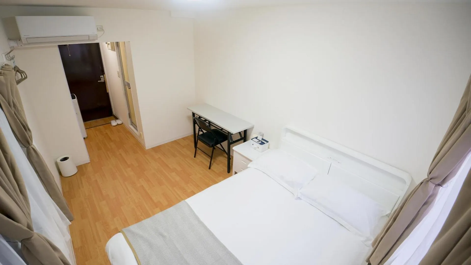 Family Or Business Travel 20 Percent Off 3 Minutes To Shinjuku Max 3 People Apartment Tokyo