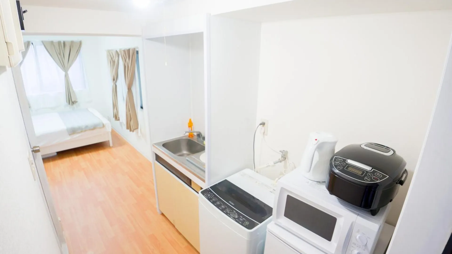 Family Or Business Travel 20 Percent Off 3 Minutes To Shinjuku Max 3 People Apartment Tokyo